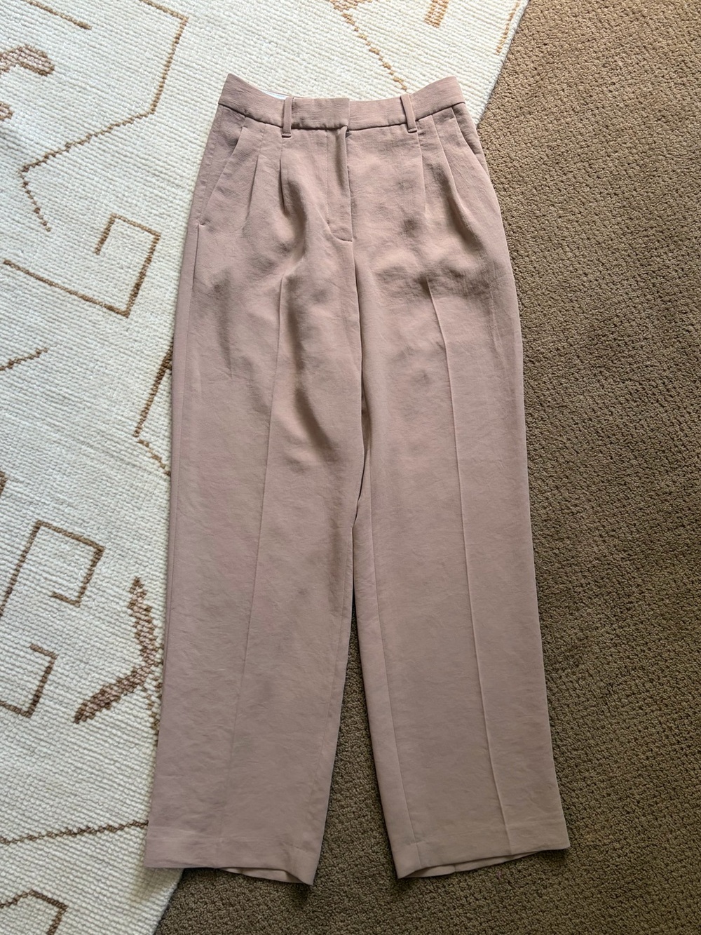 Wilfred Aritzia The Effortless Pant Crepette 4 Regular